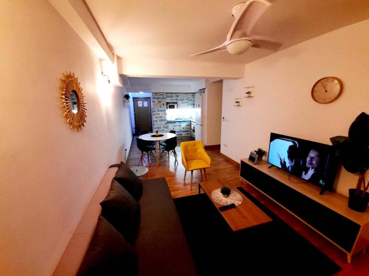 Apartamentos Parke24 San Sebastian By Ruva Renteria Exterior photo